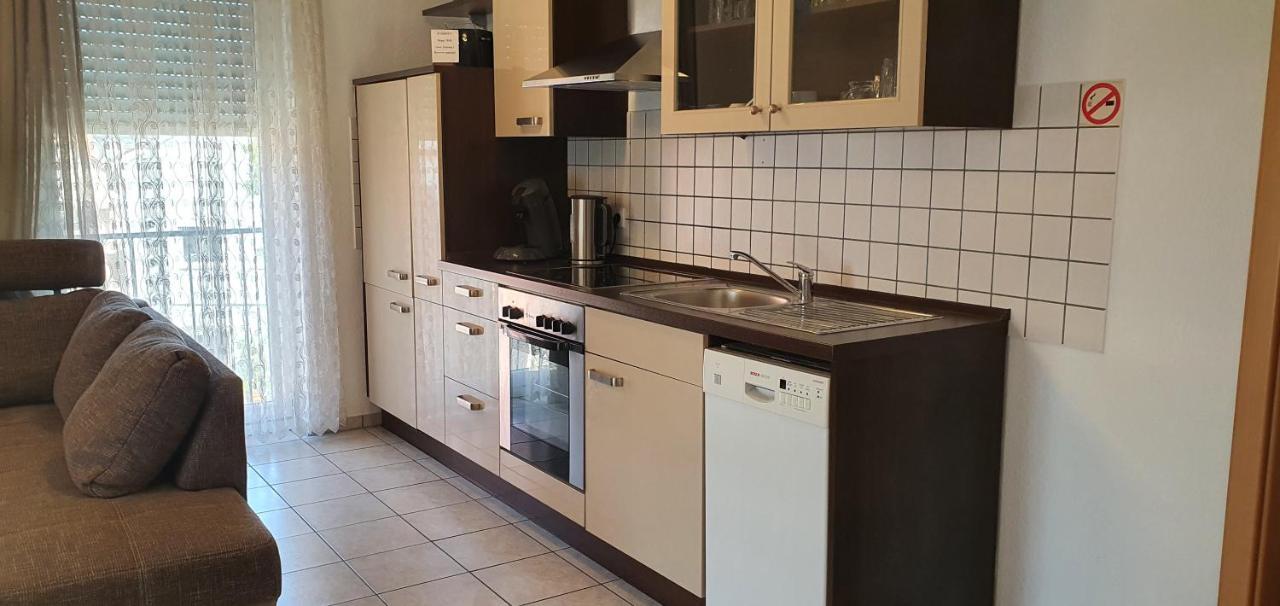 Outletcity Ferienwohnung 2 Metzingen  Exterior foto